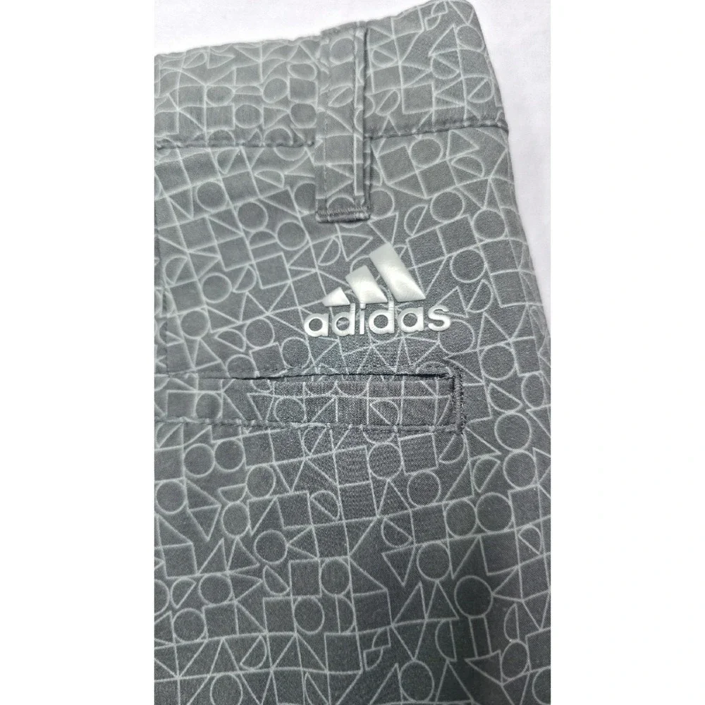 adidas ground casual usps